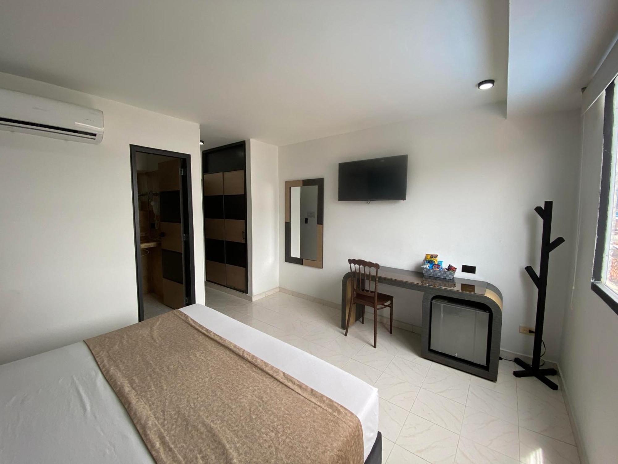 Hotel Plaza Real Ocana Ngoại thất bức ảnh