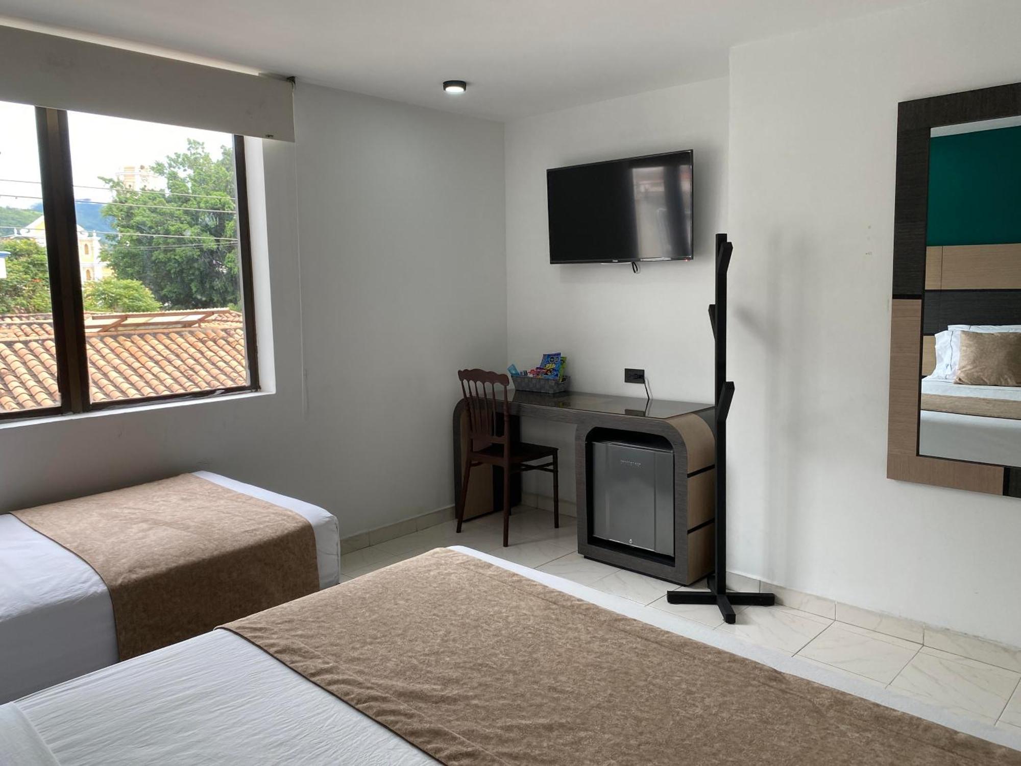 Hotel Plaza Real Ocana Ngoại thất bức ảnh